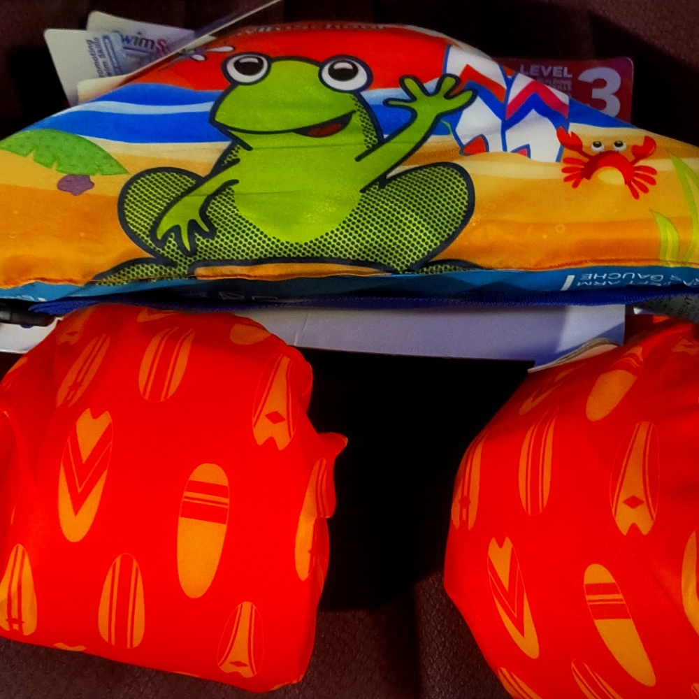 Floats SwimSchool Tot Swimmer